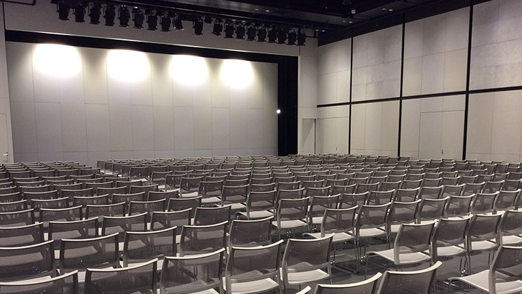 シアター形式・スクール形式 イメージ2