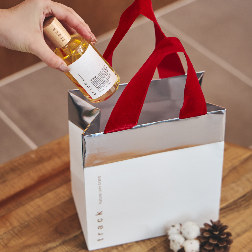 期間限定ショップ【1F track】 │ トピックス │ ルミネ横浜 │ LUMINE