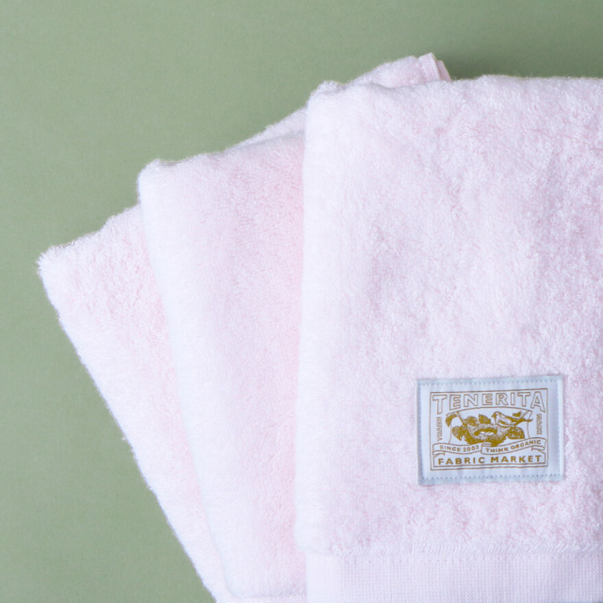 限定カラーの超甘撚りタオル「サクラ」