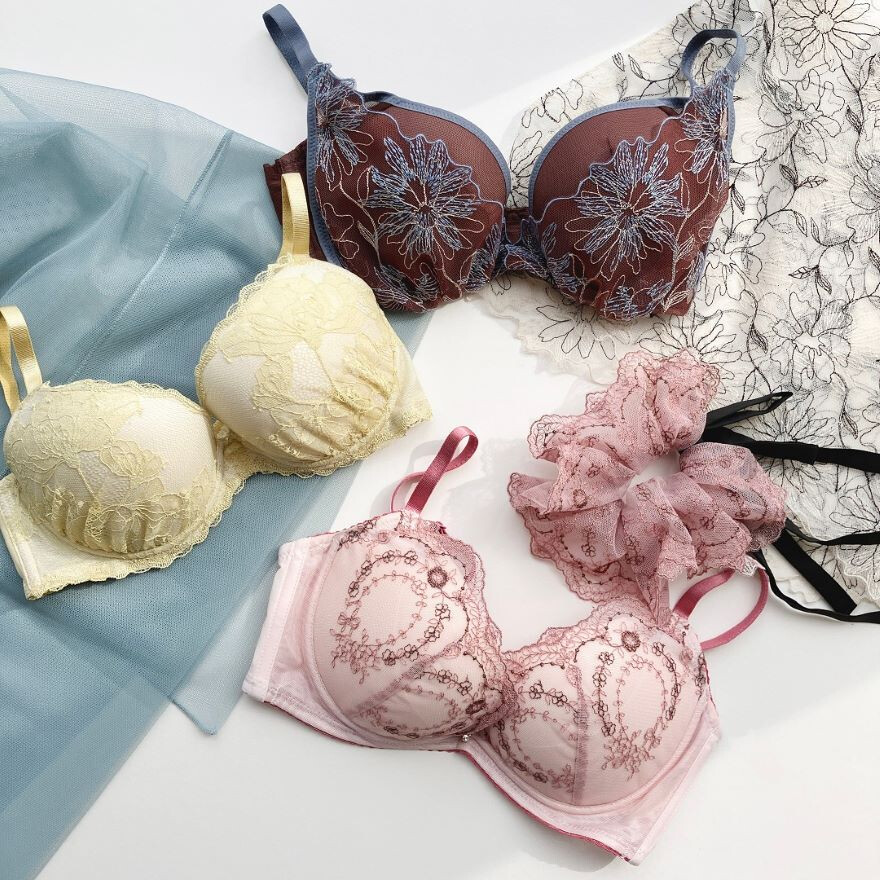 BRAGENIC10周年の新作が登場！ 													