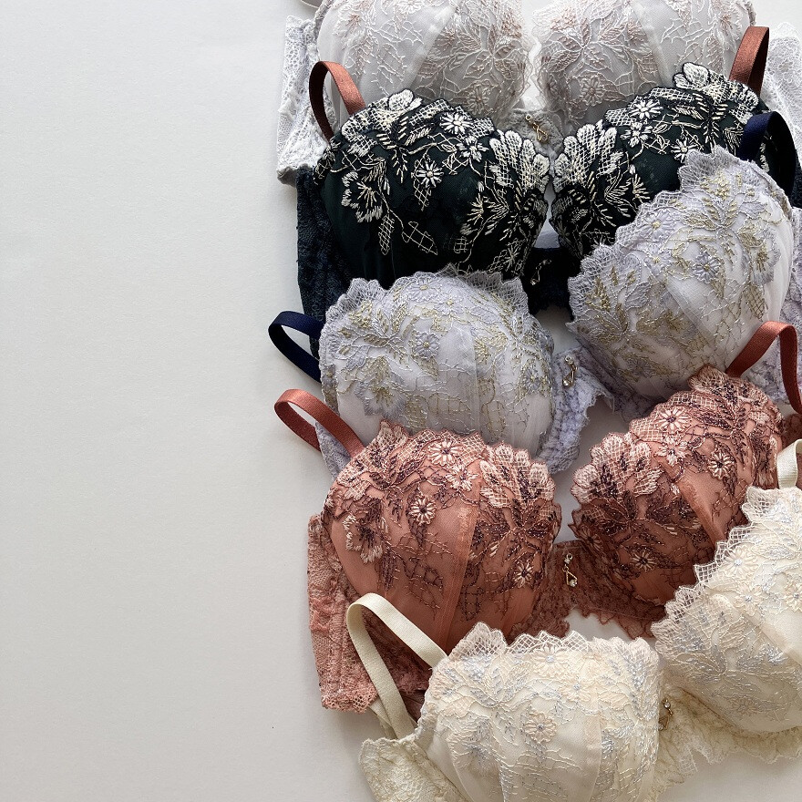 ホールドデイブラに新色が登場！