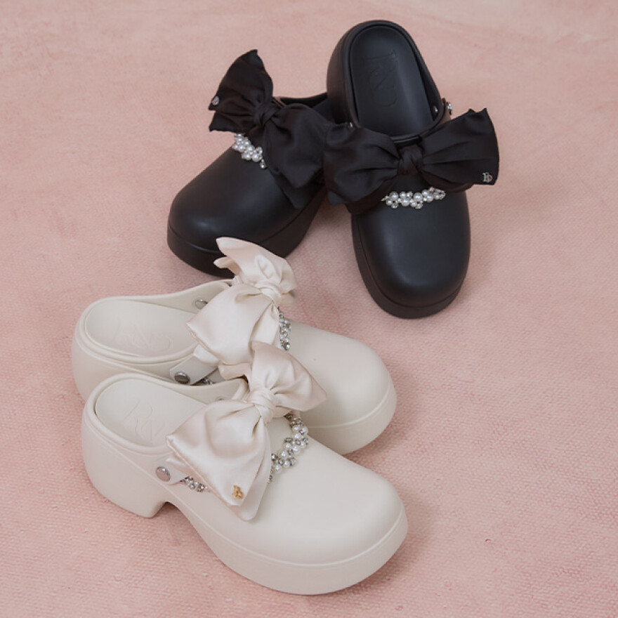 Recovery Clog Sandal
