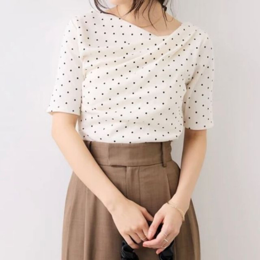 華やかで上品見えが叶うドレ―プデザイン♪