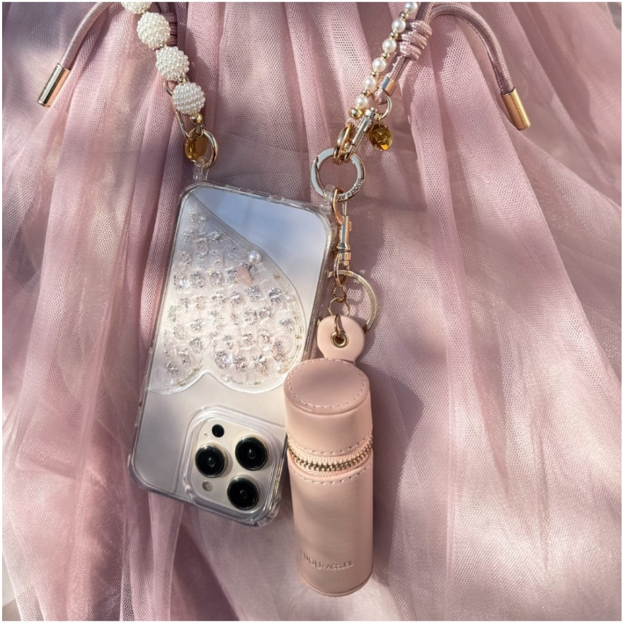 【BIJOUxACCUEIL】大人可愛いスマホケースアクセサリー