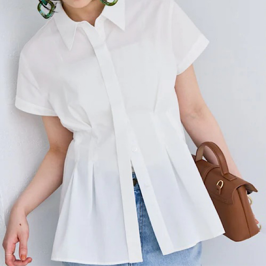 着るだけでスタイルアップが叶うシャツ入荷 	