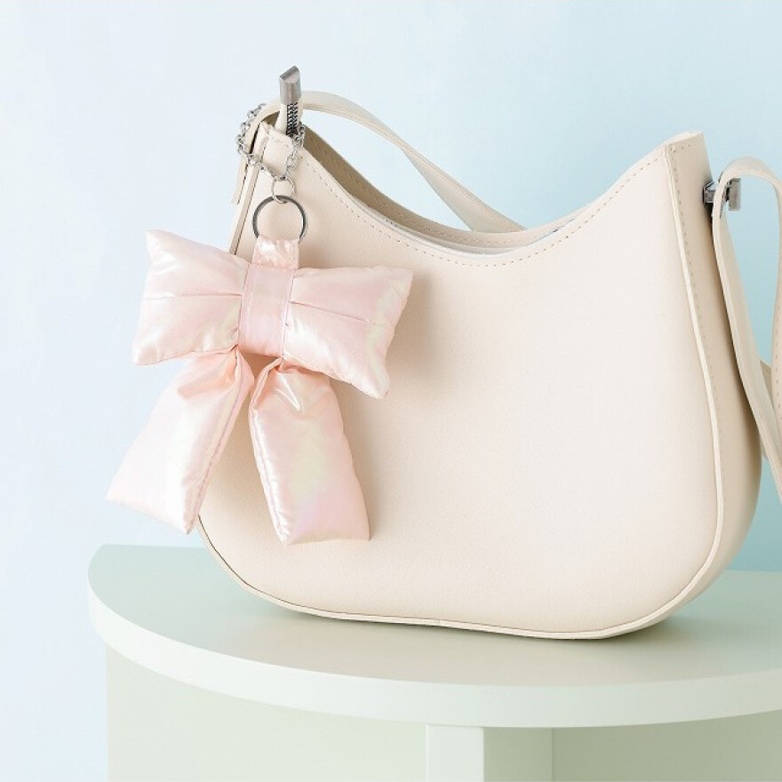 自分らしく楽しめるチャームアイテム！ 																	