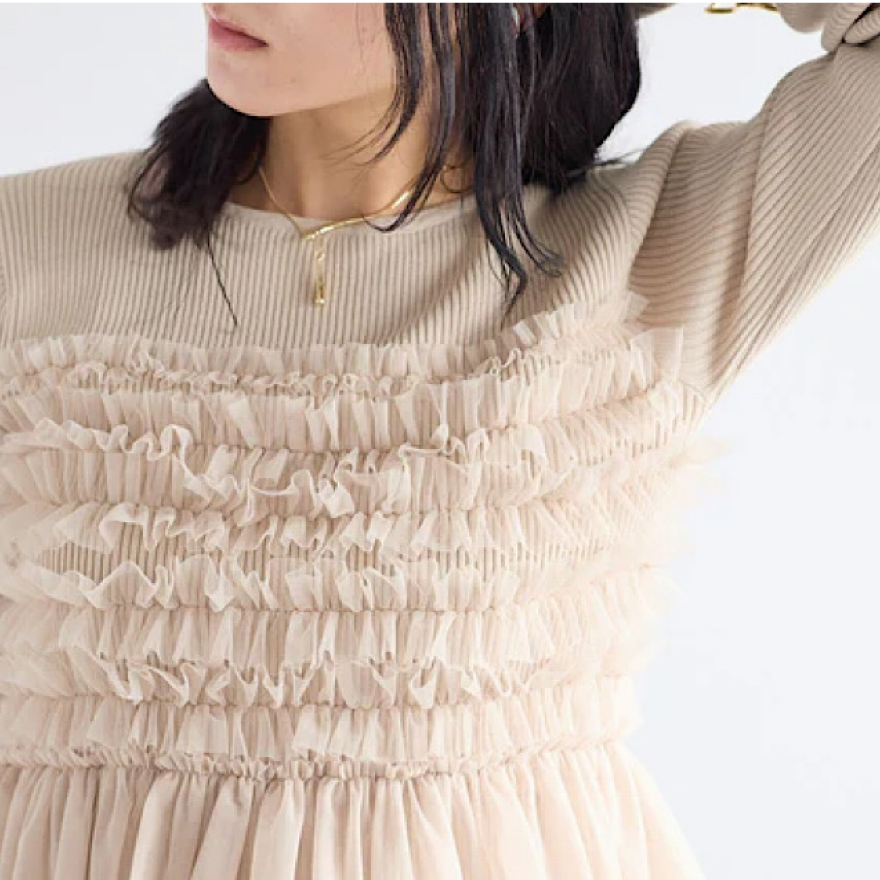 着るだけで映えるチュールフリルビスチェ																		