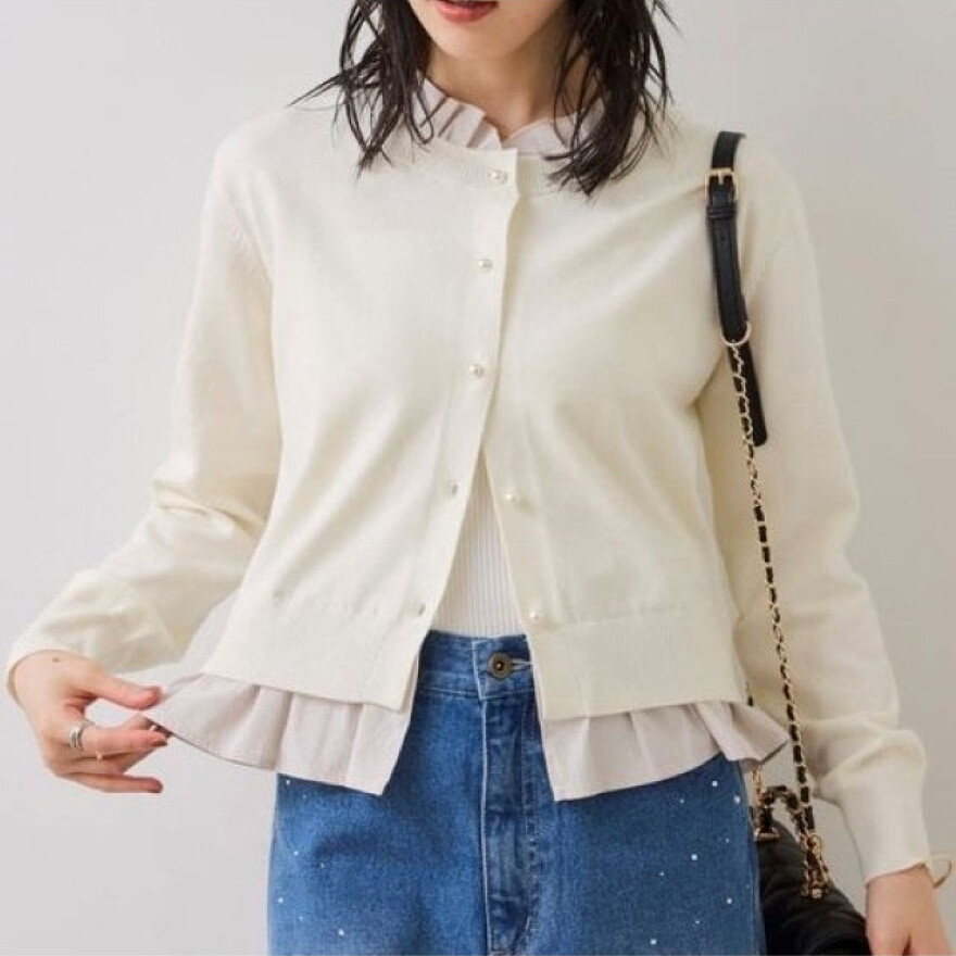 フリル襟が上品なドッキング二ット！！