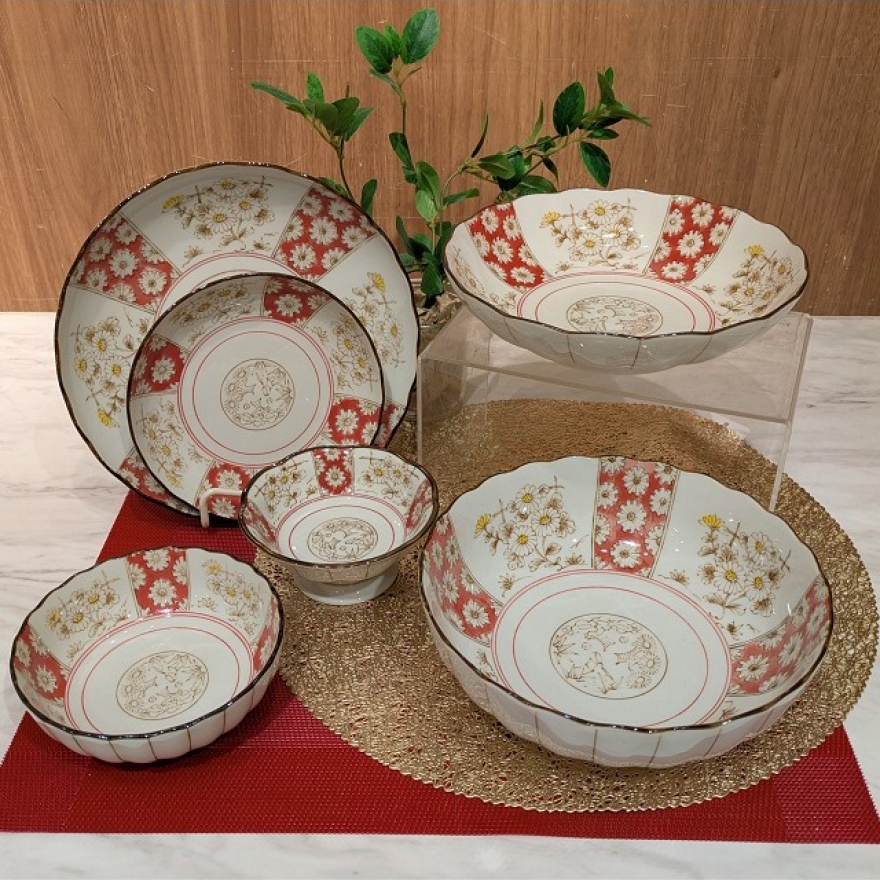 お正月食器入荷！