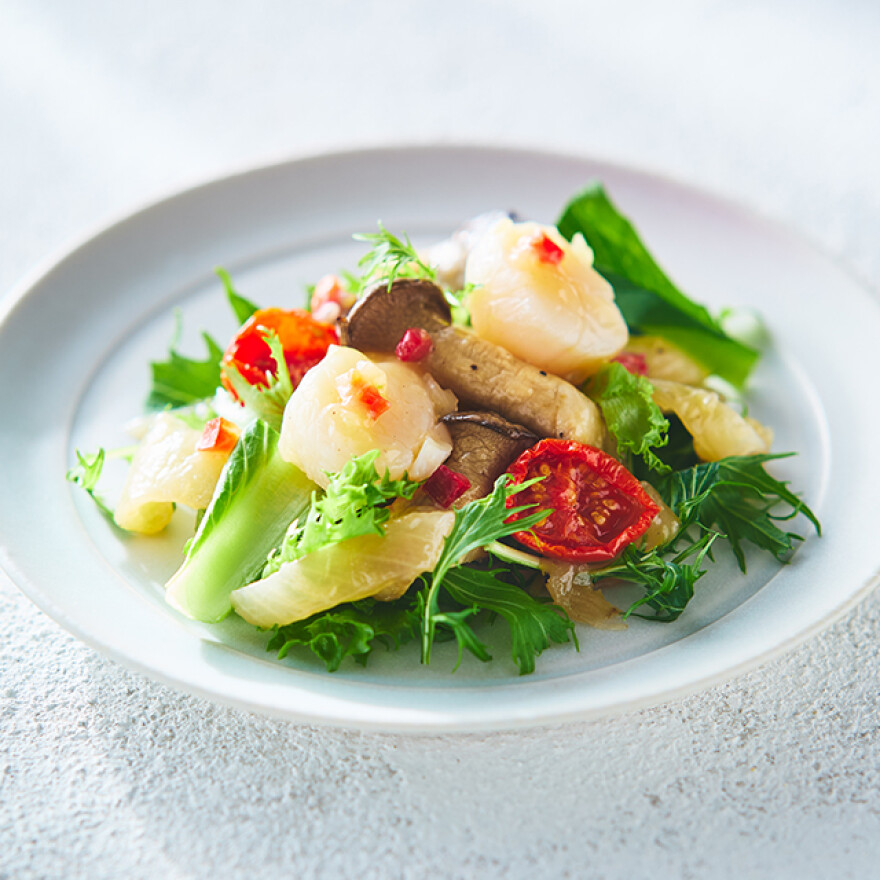 帆立ときのこの旨みが味わえるサラダが登場