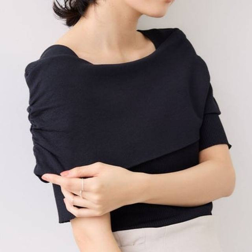 夏のオフショルニットが入荷！