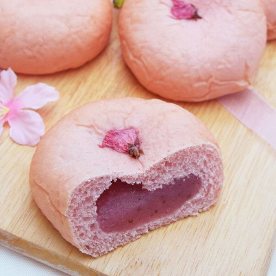 季節限定「桜あんぱん」