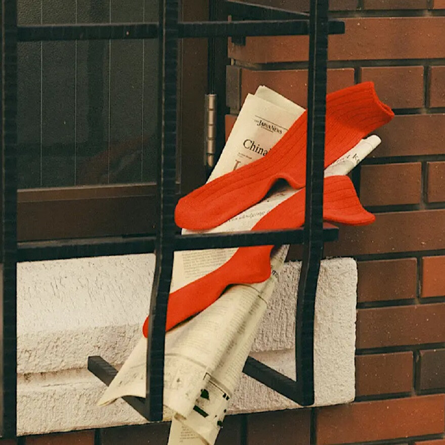 デニムとつくる、春の足元。