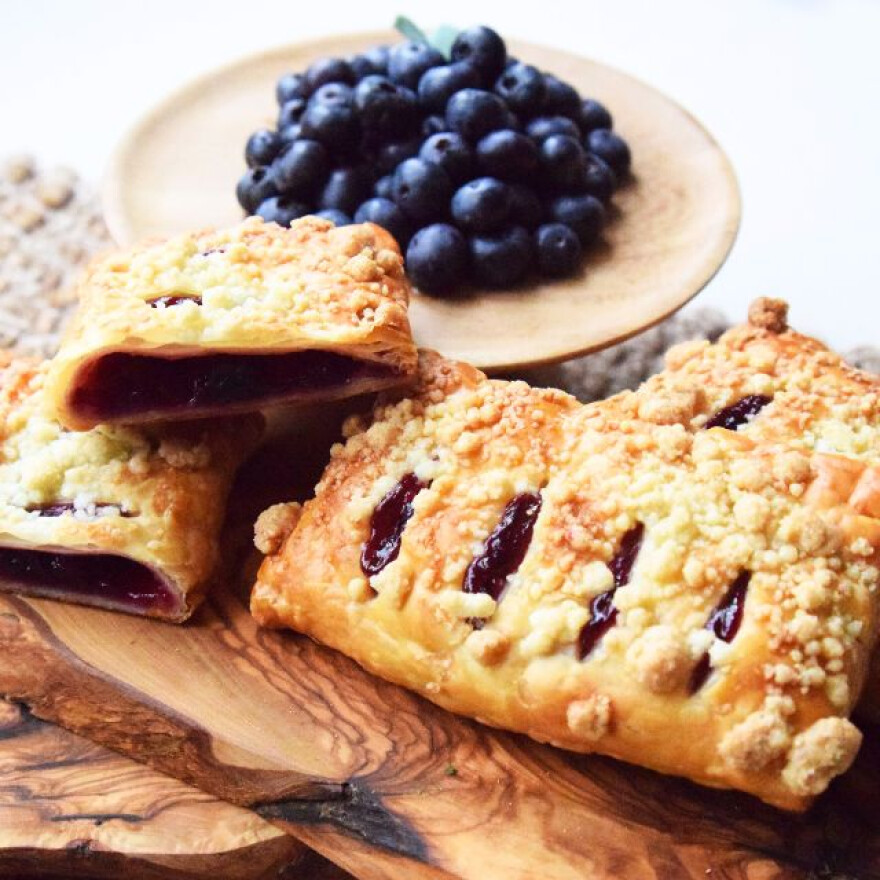 信州産ブルーベリーパイ　新発売