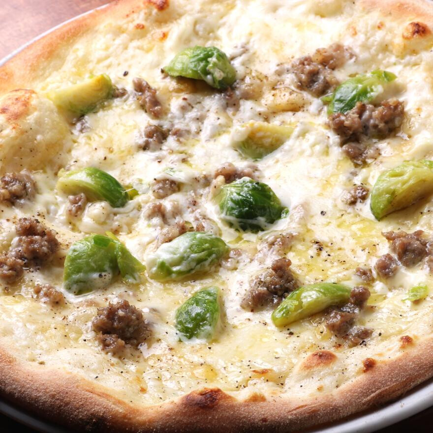 平日ランチ　石窯焼きピッツァ2種がお得