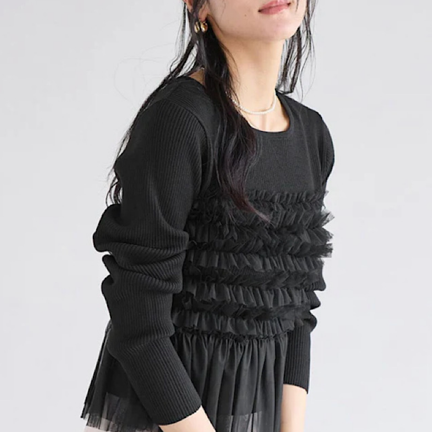 着るだけで映えるチュールフリルビスチェ