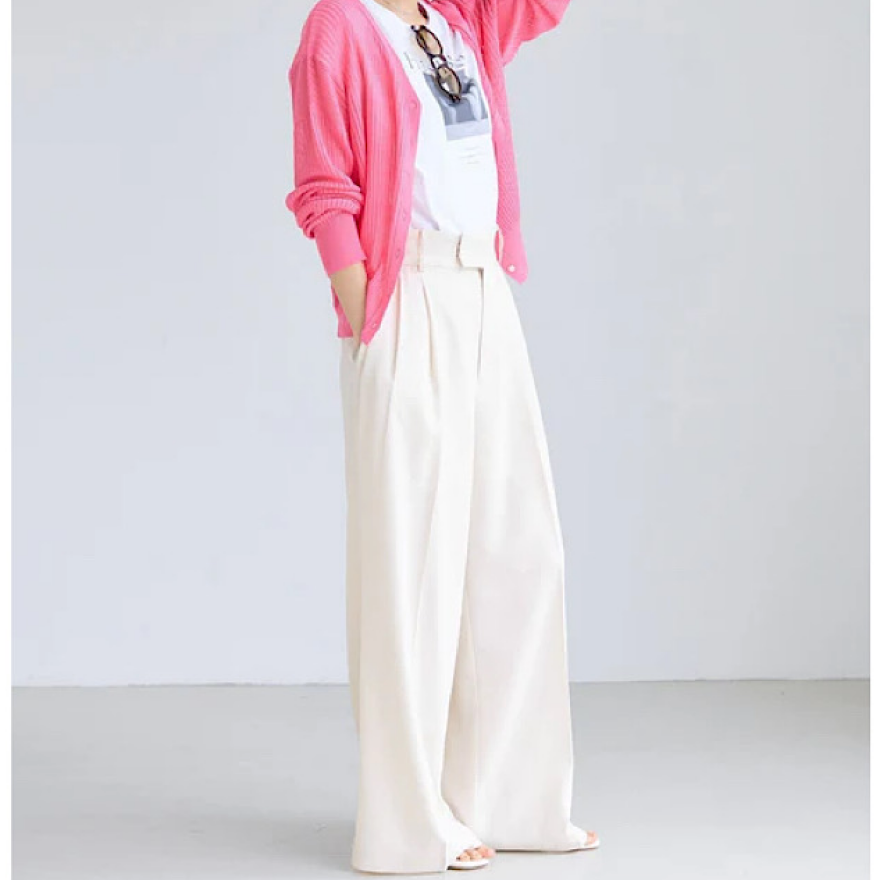 暑い時期におすすめの機能付きパンツ入荷！