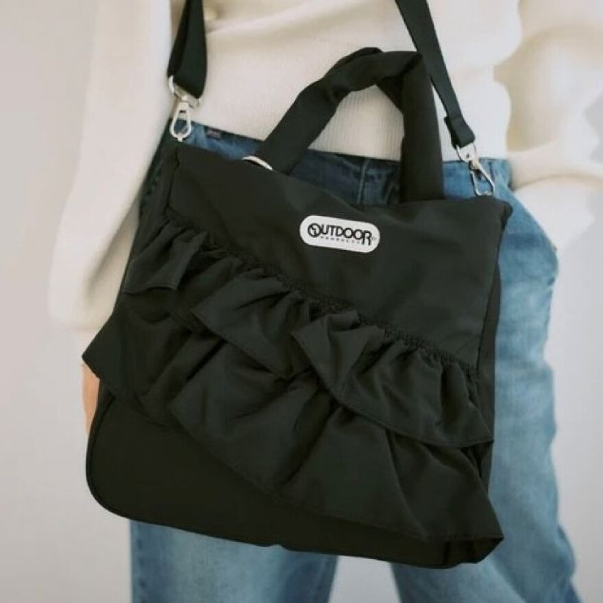 OUTDOOR別注大人可愛いバッグ入荷!