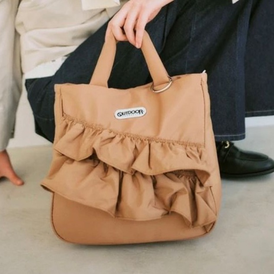 OUTDOOR別注大人可愛いバッグ入荷!