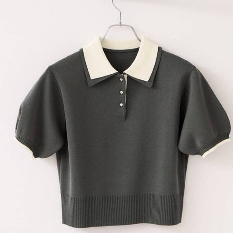 ダブルカラーのポロ襟半袖ニットが入荷！