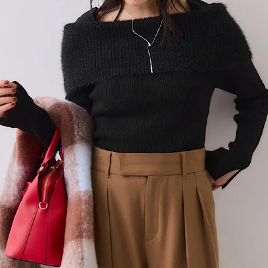 冬のオフショルニット入荷！