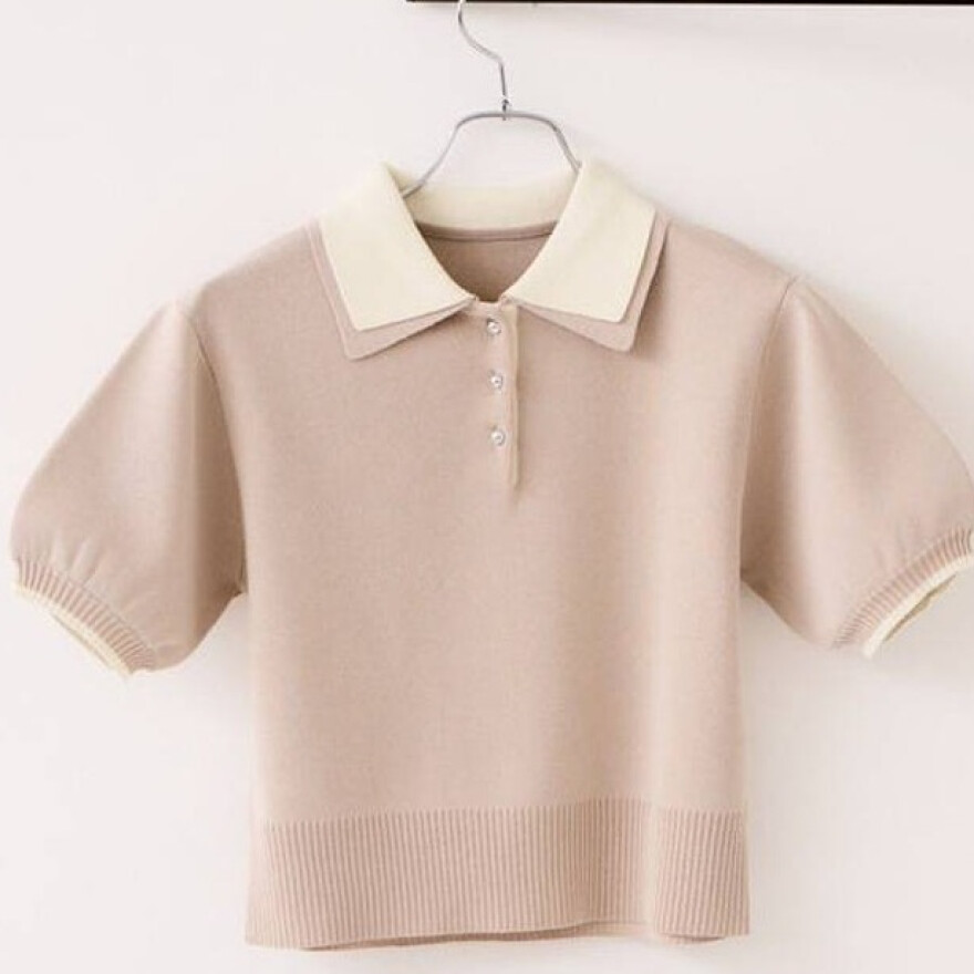 ダブルカラーのポロ襟半袖ニットが入荷！